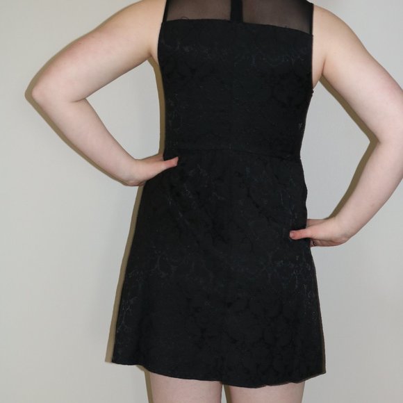 Short Black Suzy Shier Lace/Pearl Dress - Picture 8 of 8